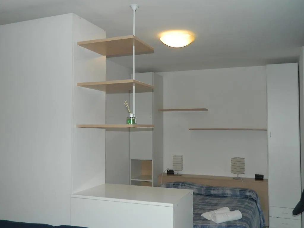 Caravaggio Apartments Bergame 2*,  Italie